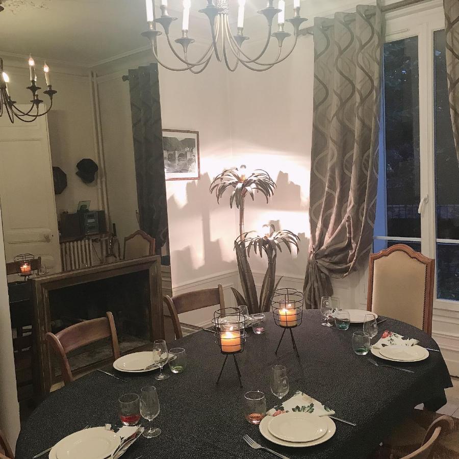 maison en pierre de taille Le Raincy Extérieur photo
