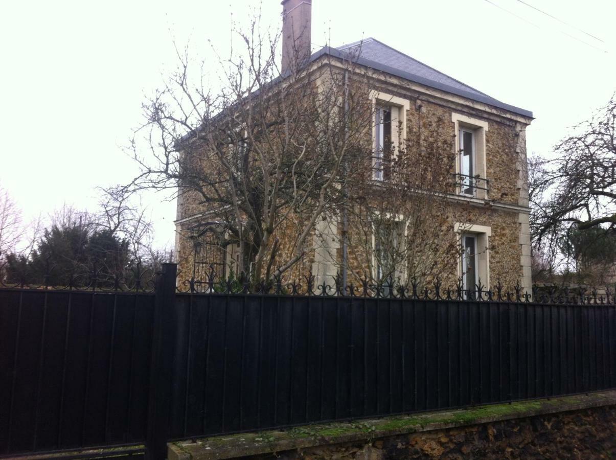 maison en pierre de taille Le Raincy Extérieur photo