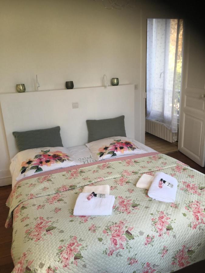 maison en pierre de taille Le Raincy Extérieur photo